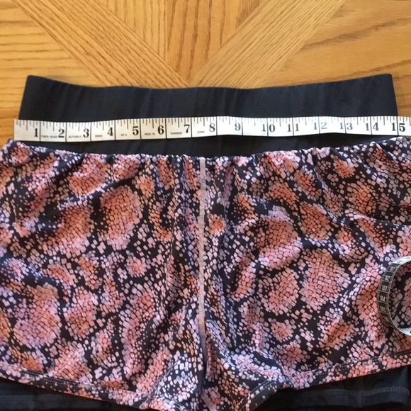 Fabletics Athletic Shorts - Picture 6 of 8